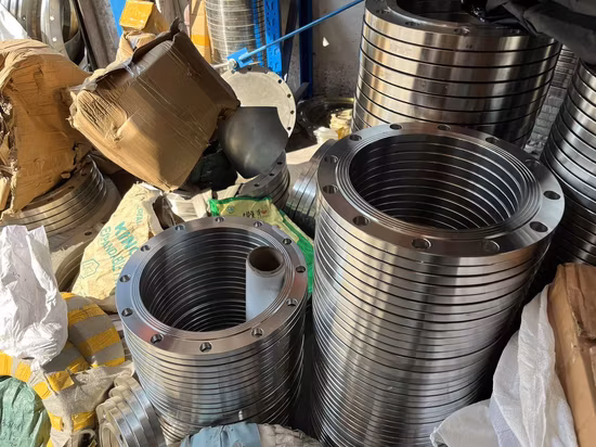 Aço inoxidável S304/S316/S321/S904L/S347h B16.5 Flange (WN/SO/LJ/TH/PL/BL) e B16.9 Encaixe de tubo (Cotovelo/Tê/Redutor/Cap/ Cruz/ Curvatura)